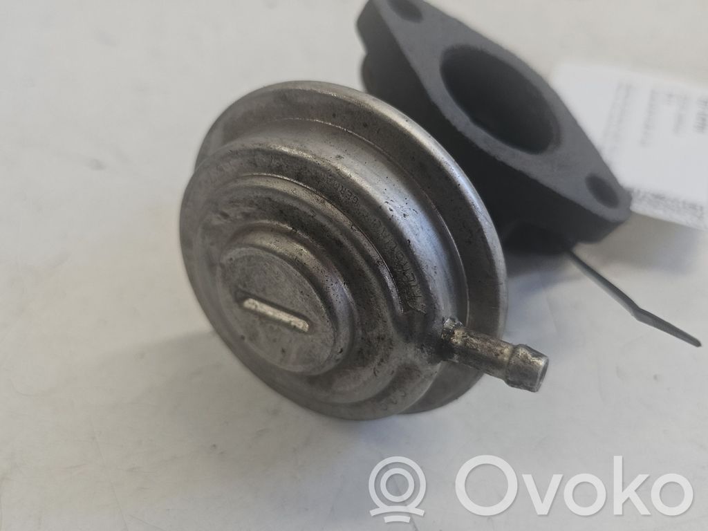 Audi A6 S6 C5 4B EGR vārsts 