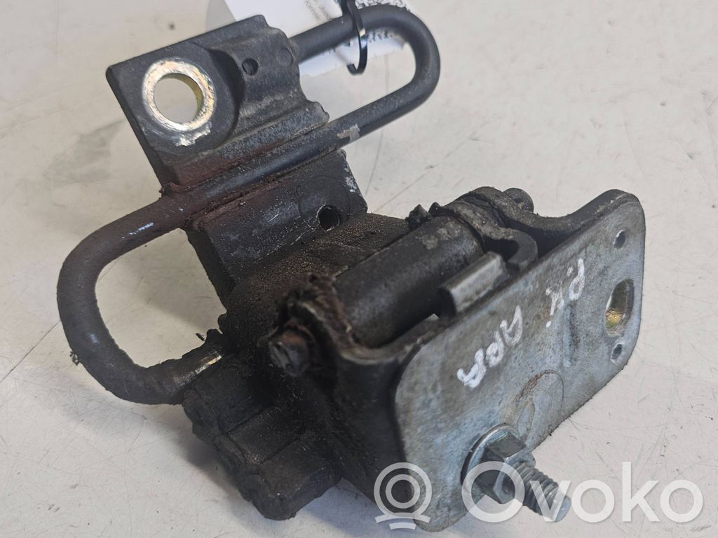 Audi Q7 4L Front door lower hinge 