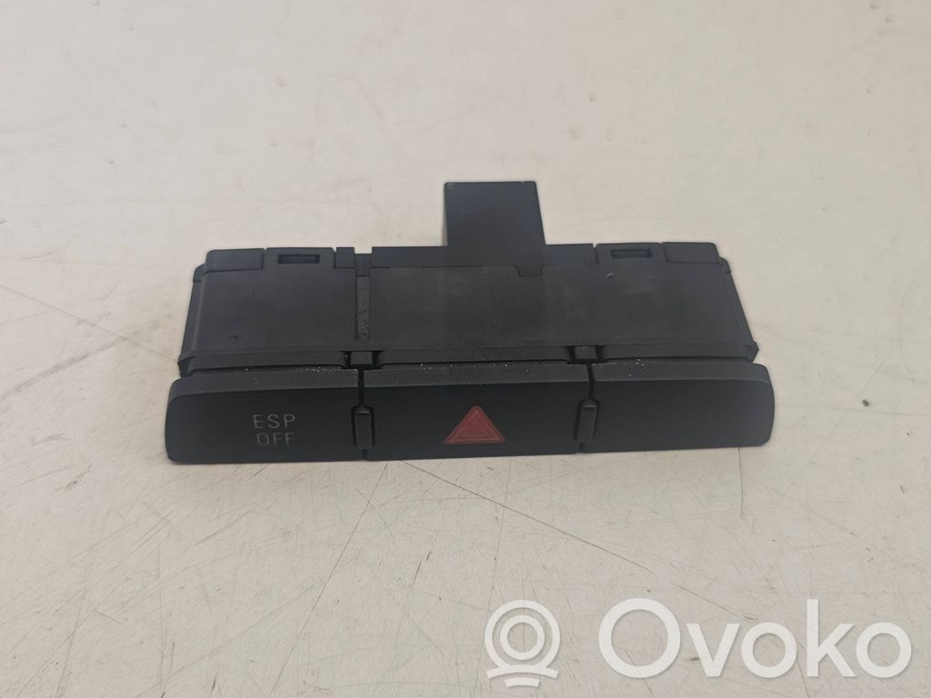 Audi Q7 4L Hazard light switch 