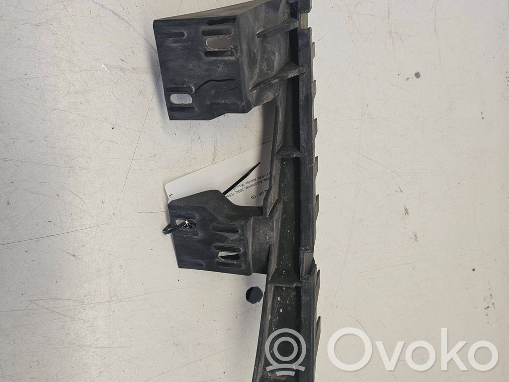 Audi Q7 4L Front bumper mounting bracket 