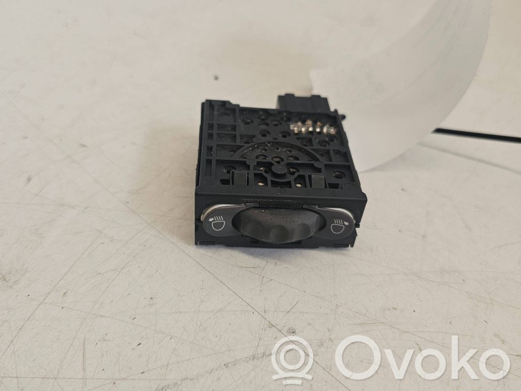 Renault Thalia I Headlight level height control switch 