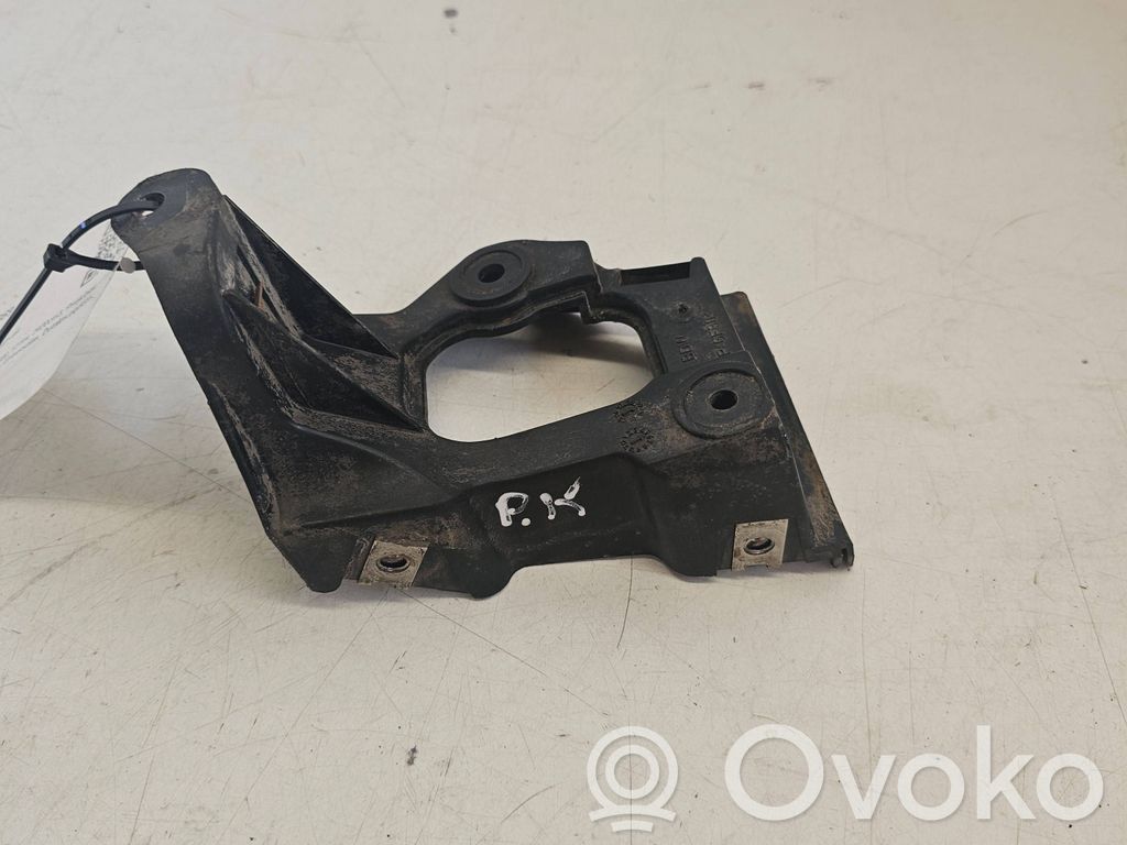 Audi A6 S6 C5 4B Support de montage d'aile 