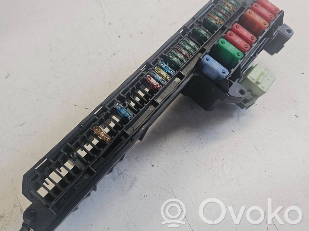 BMW 5 E60 E61 Fuse module 
