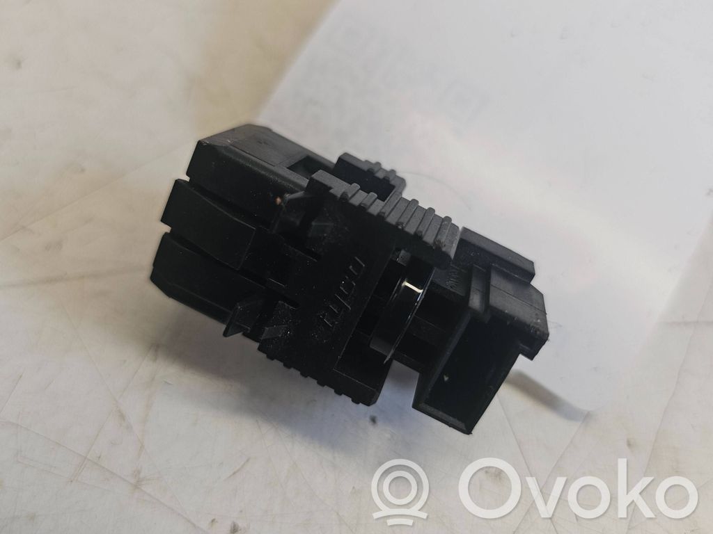 BMW 5 E60 E61 Brake pedal sensor switch 