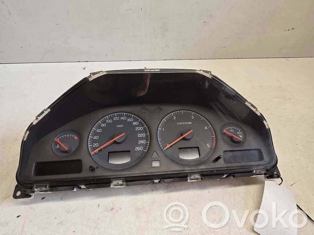 Volvo S80 Speedometer (instrument cluster) 