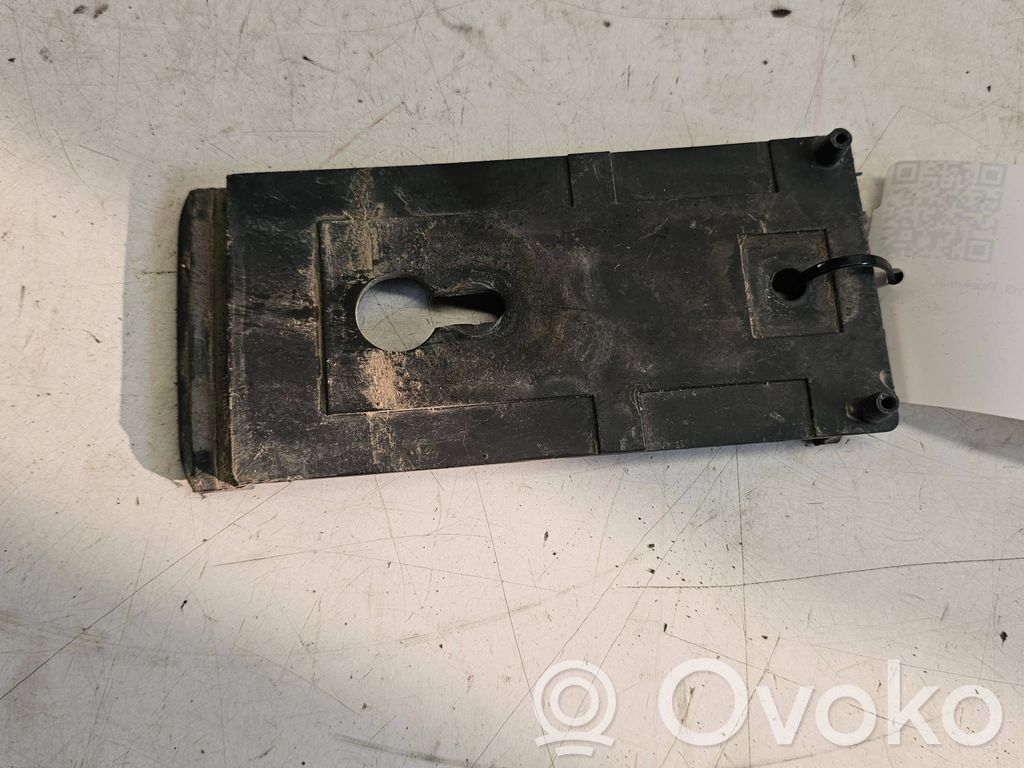 Volvo S80 Rear bumper mounting bracket 