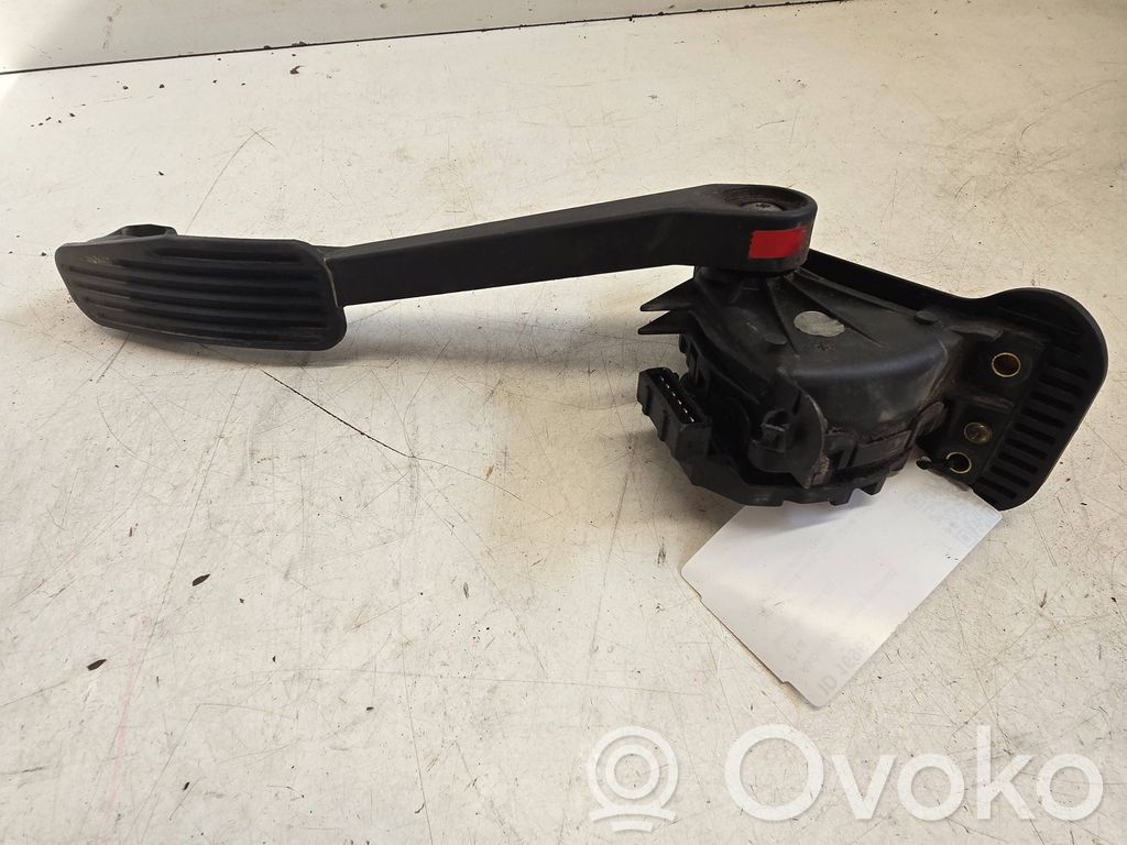 Volvo S80 Akceleratoriaus pedalas 