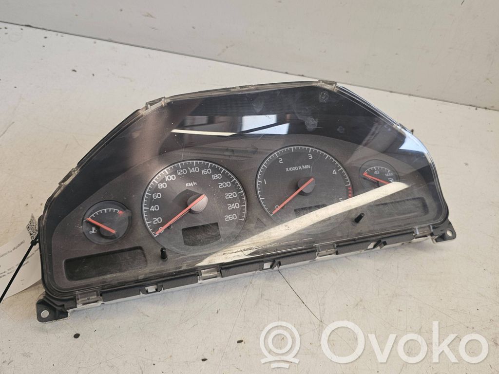 Volvo S80 Speedometer (instrument cluster) 