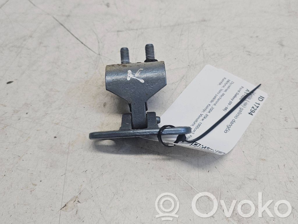 Ford Galaxy Tailgate/trunk/boot hinge 