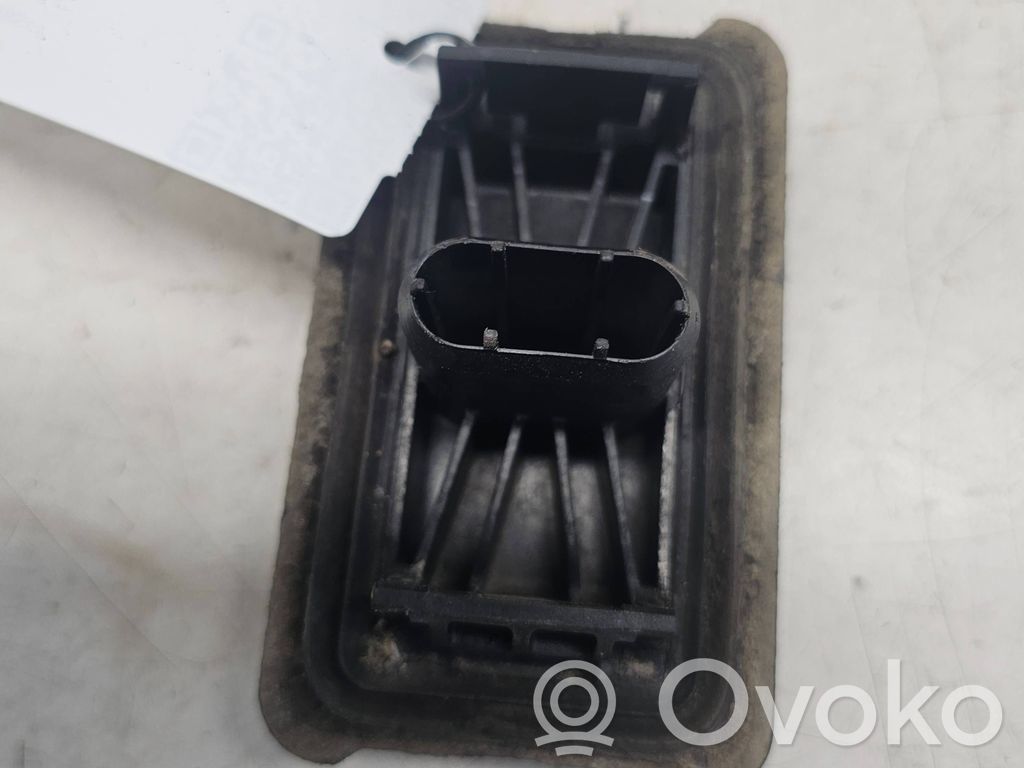 BMW 5 E60 E61 Jacking socket point 
