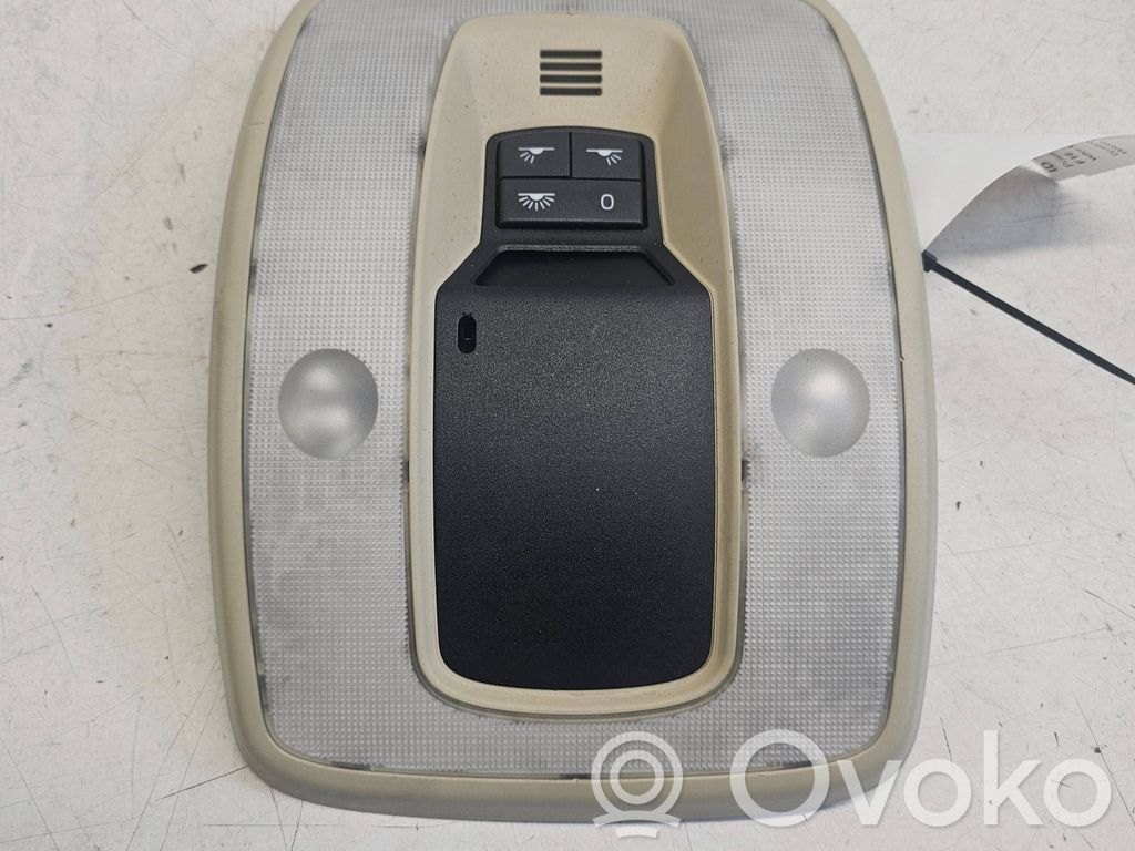 Volvo V70 Luz del asiento delantero 