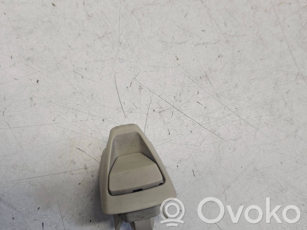 Volvo V70 Sun visor clip/hook/bracket 