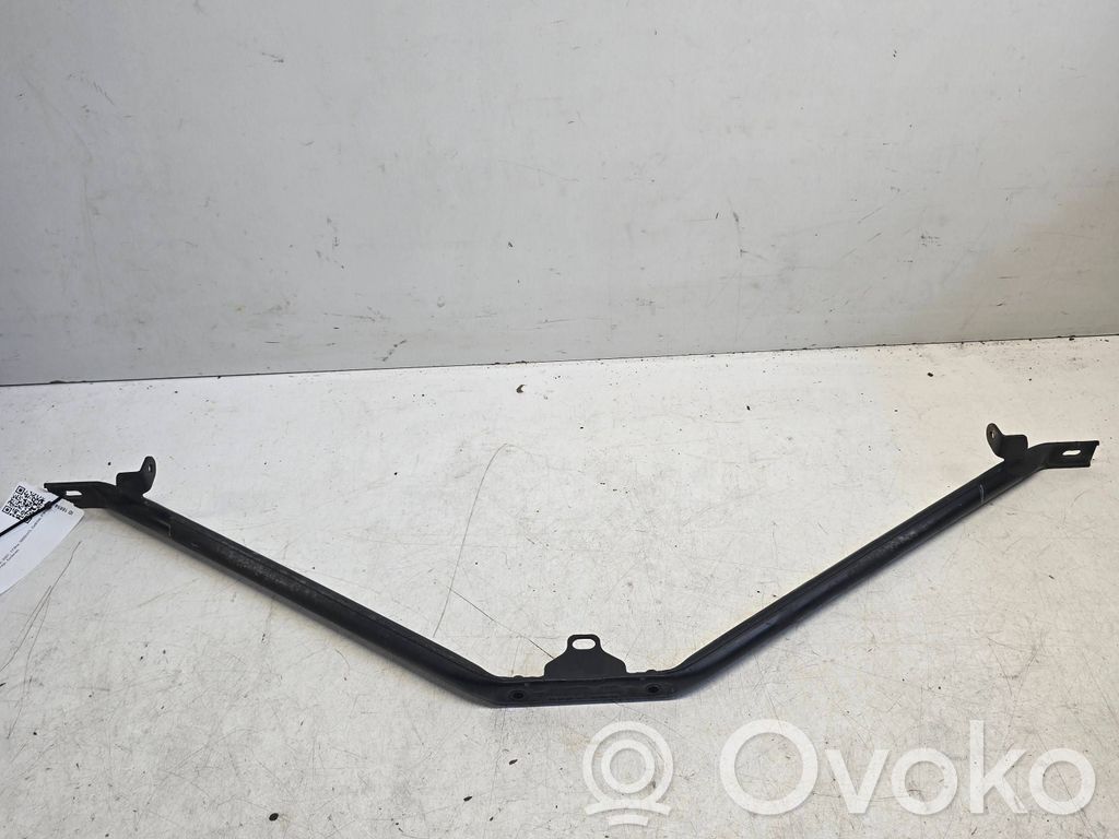 BMW 5 E60 E61 Laikiklis radiatorių panelės (televizoriaus) 