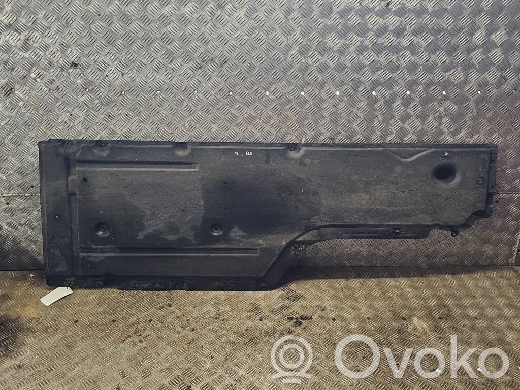 BMW 5 E60 E61 Protección inferior lateral 