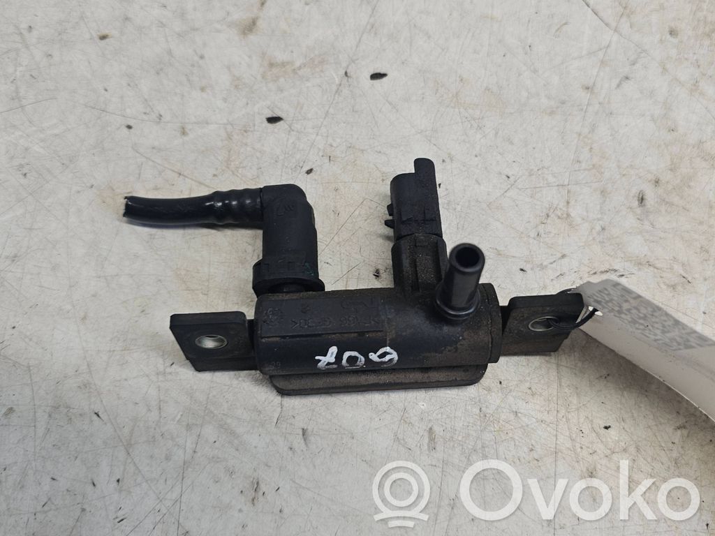 Peugeot 607 Fuel pressure sensor 