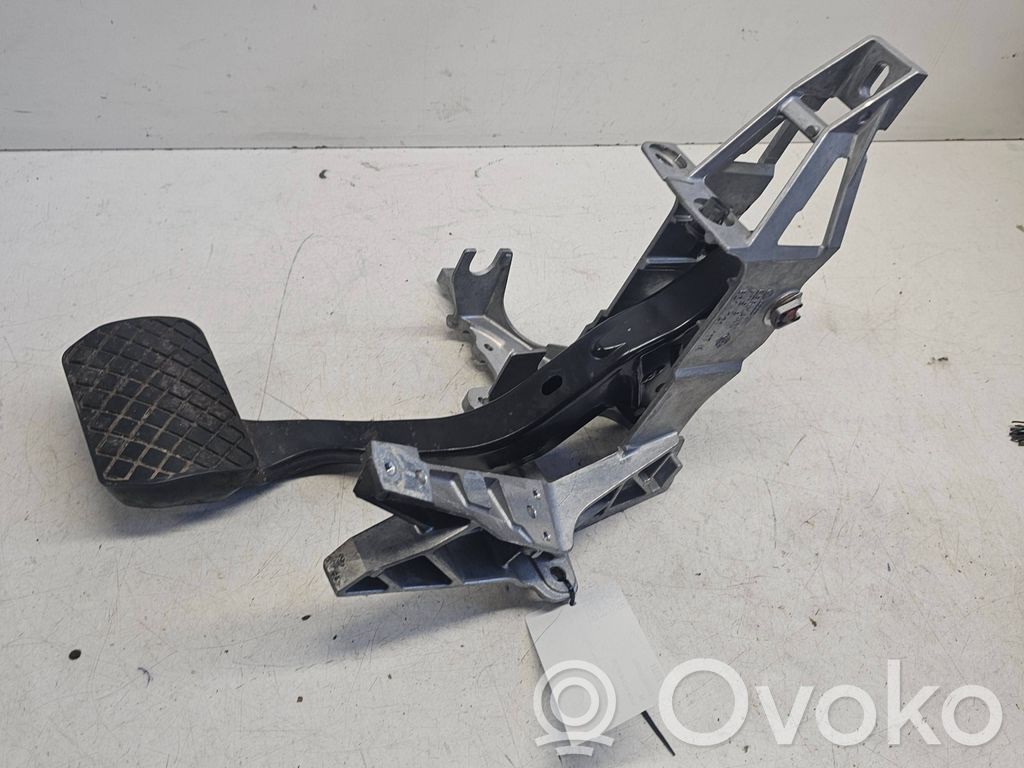 Audi A6 S6 C5 4B Pédale de frein 