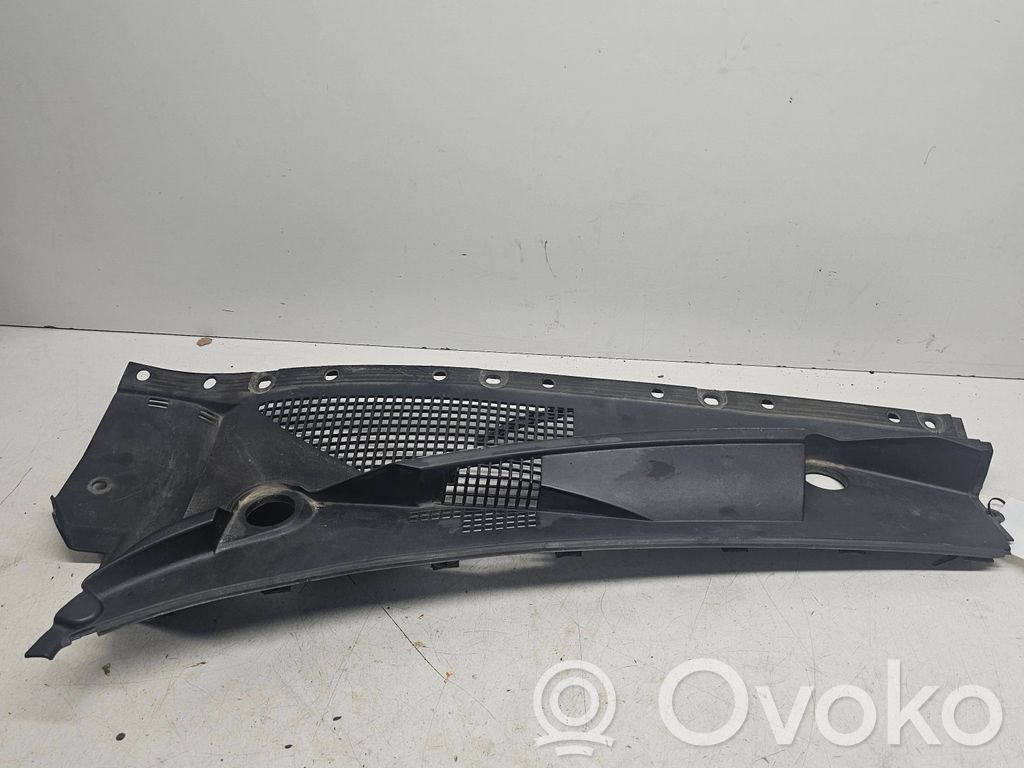 KIA Sorento Wiper trim 