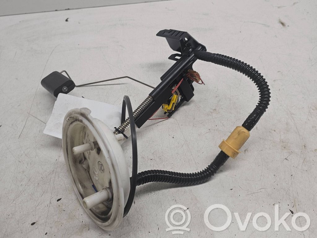 BMW 5 E60 E61 Fuel level sensor 