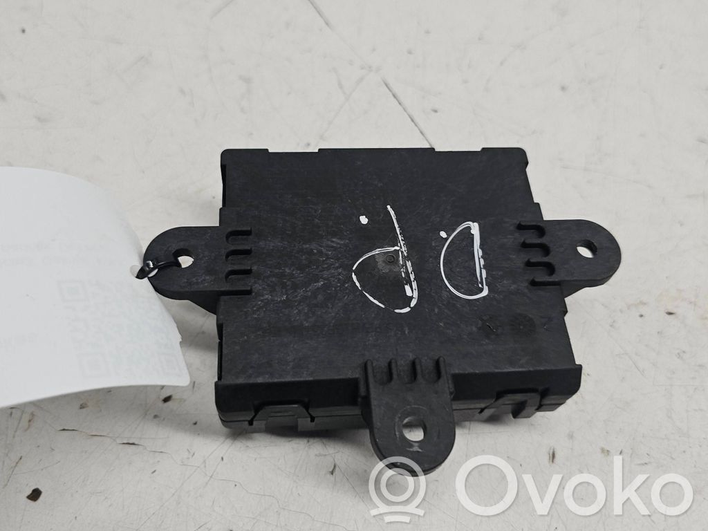 Jaguar XE Door control unit/module 