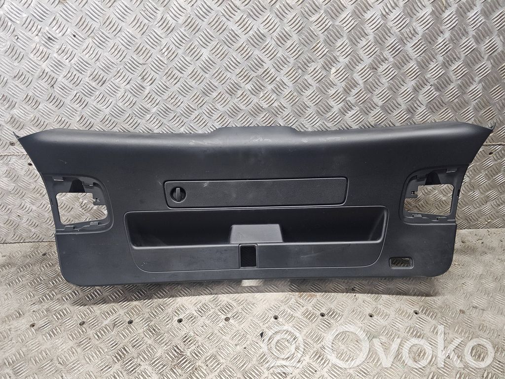 Tailgate trim   4G9867979E