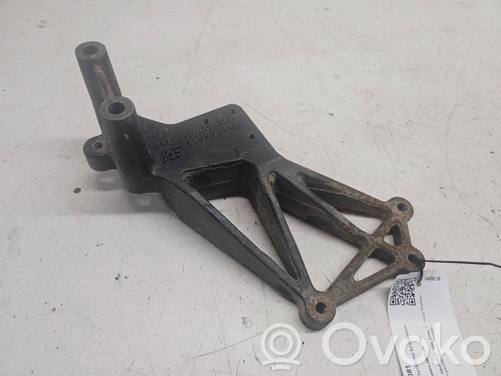 Seat Alhambra (Mk1) Engine mounting bracket 
