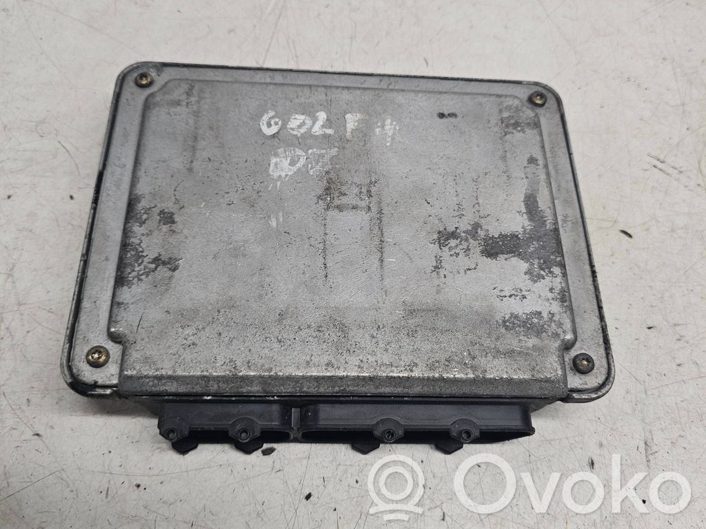 Volkswagen Golf IV Engine control unit/module 