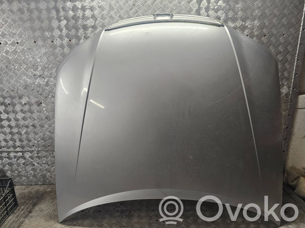 Opel Omega B2 Konepelti 