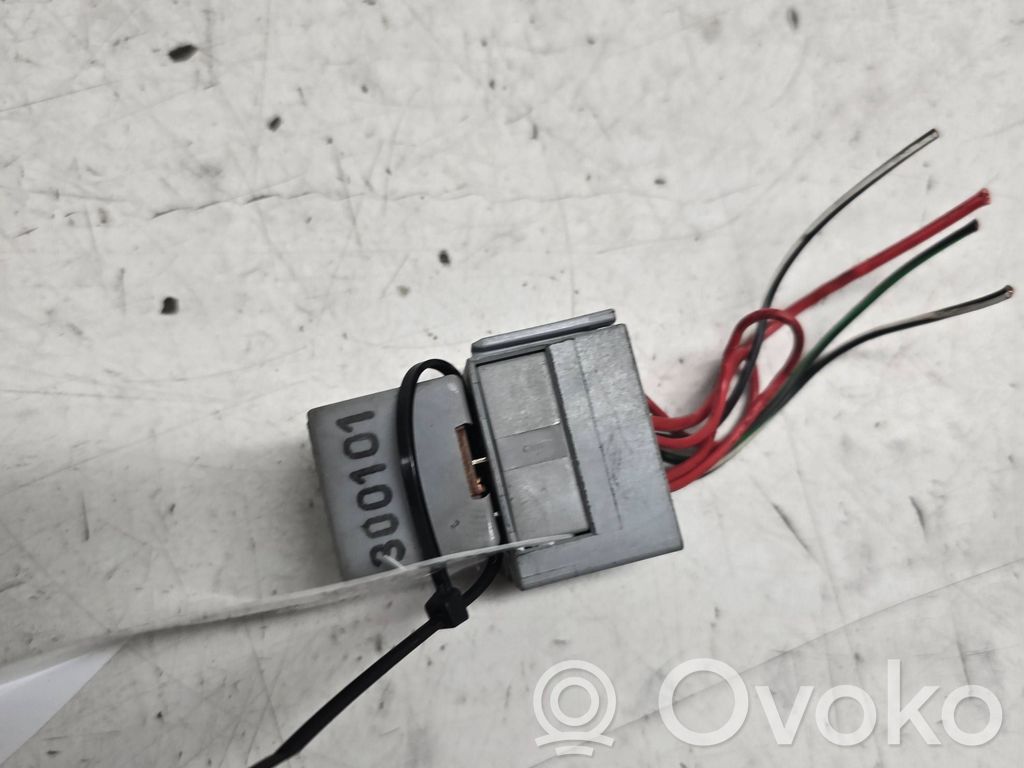 Opel Omega B2 Other relay 
