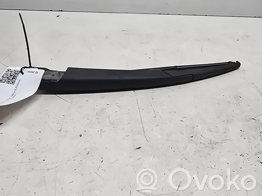 Renault Megane II Rear wiper blade arm 