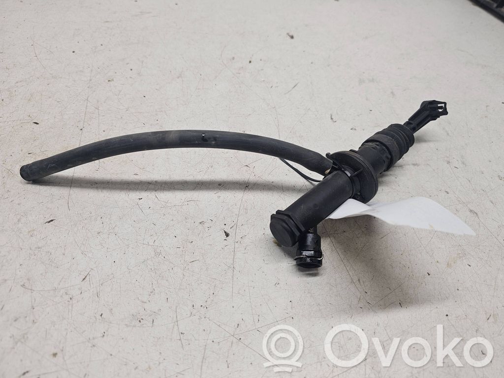 Renault Megane II Główny cylinder sprzęgła 