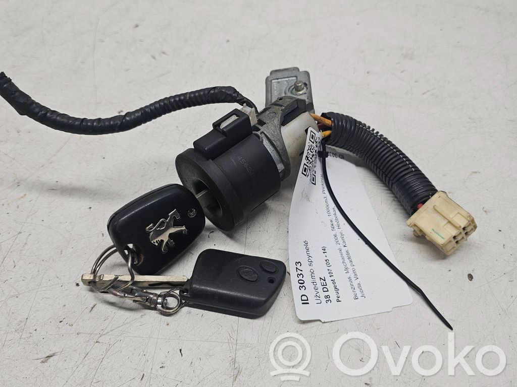 Peugeot 107 Ignition lock 