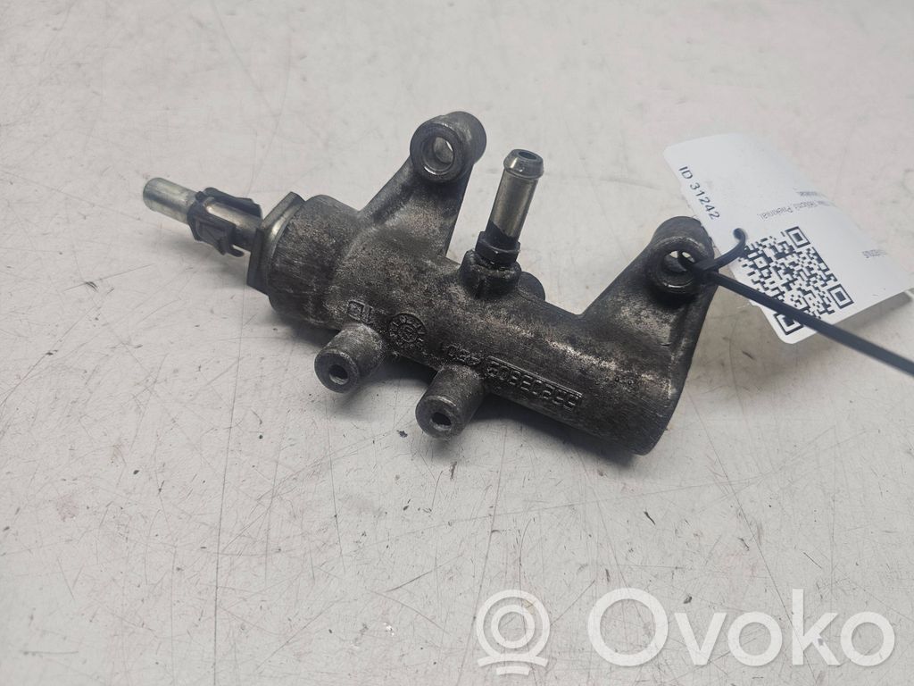Opel Astra H Regulador de presión del combustible 