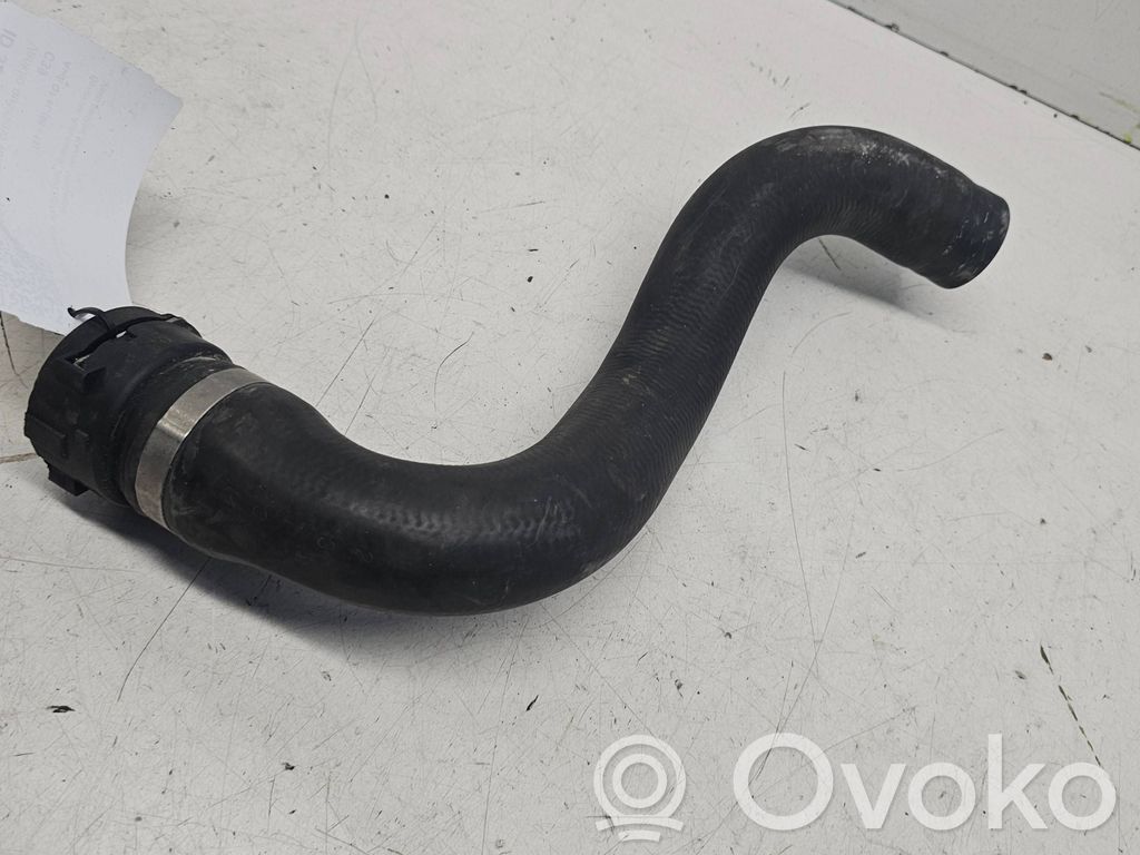 Audi Q7 4L Engine coolant pipe/hose 