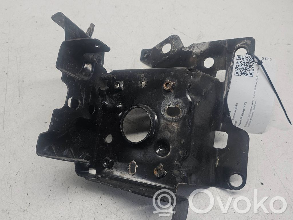 Jaguar XF X250 ABS pump bracket 