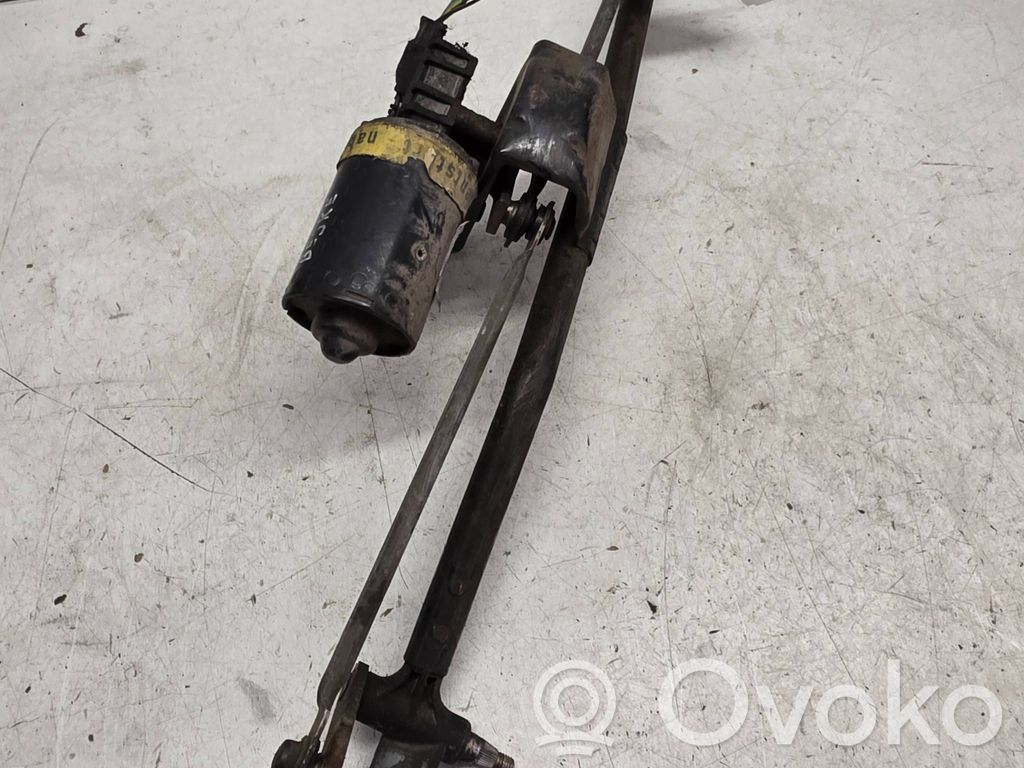 Audi 80 90 B3 Motor y varillaje del limpiaparabrisas delantero 