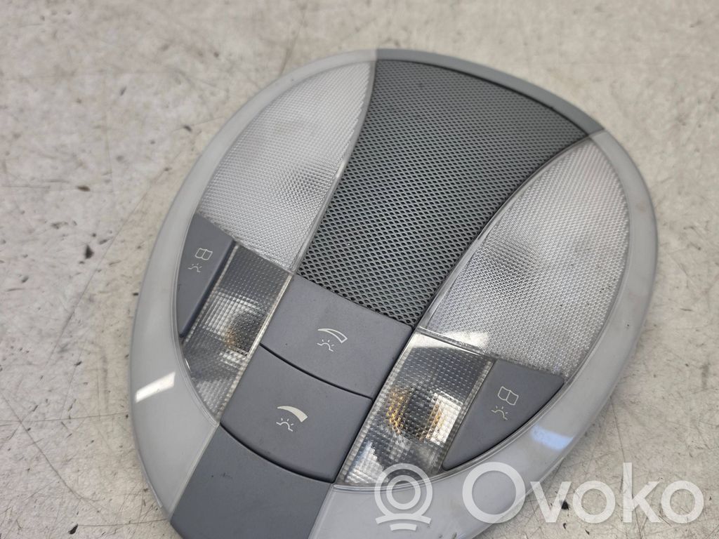 Mercedes-Benz E W211 Rear seat light 
