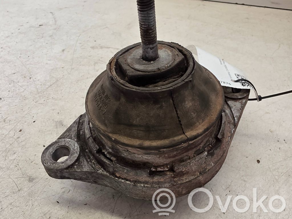 Audi A6 S6 C4 4A Engine mount bracket 