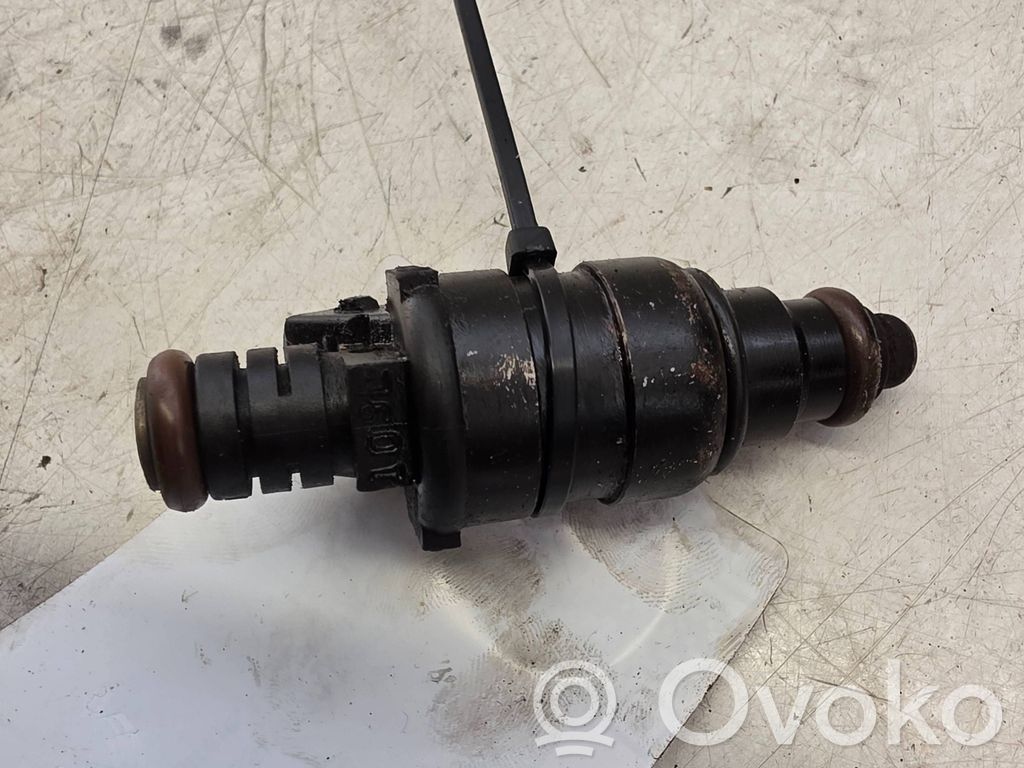 Audi A6 S6 C4 4A Injector combustibil 