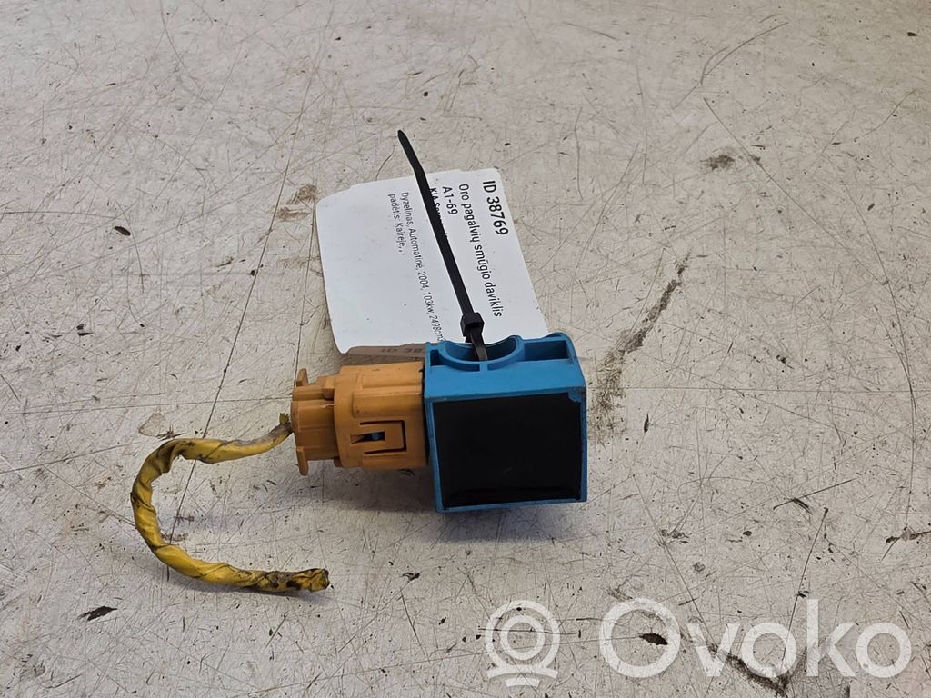 KIA Sorento Airbagsensor Crashsensor Drucksensor 