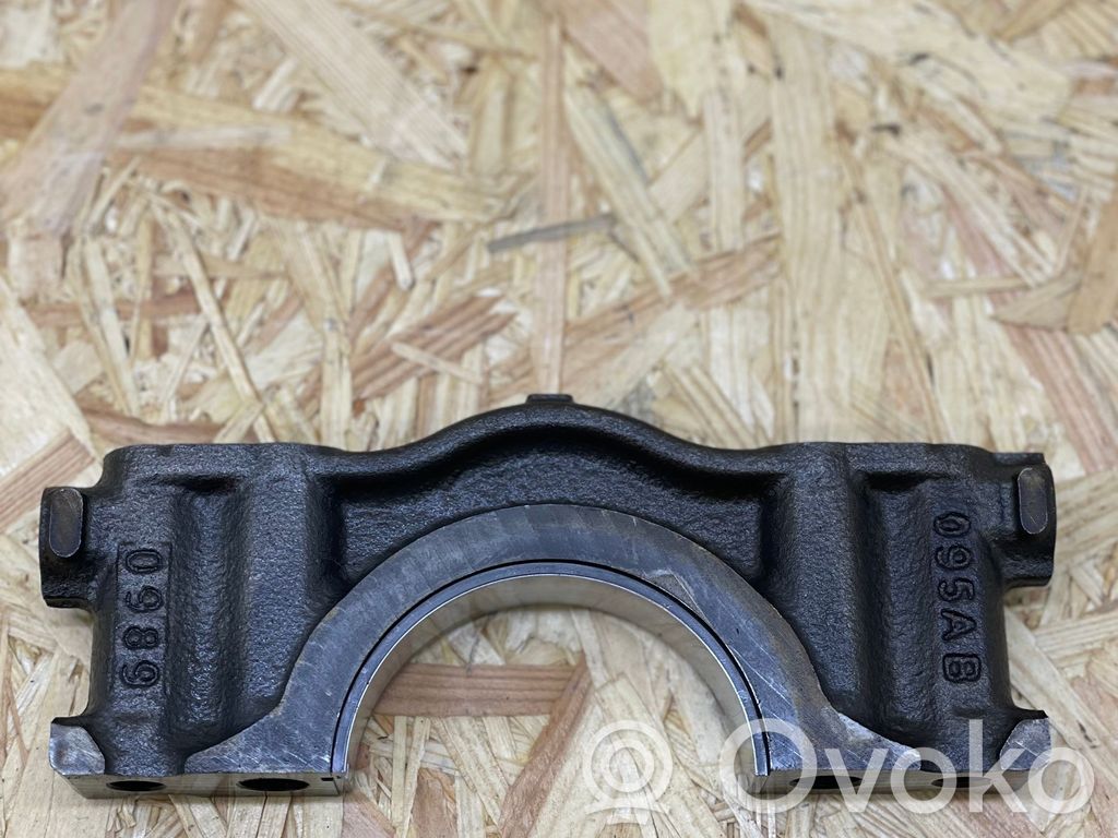 Dodge Durango Camshaft holder bracket 