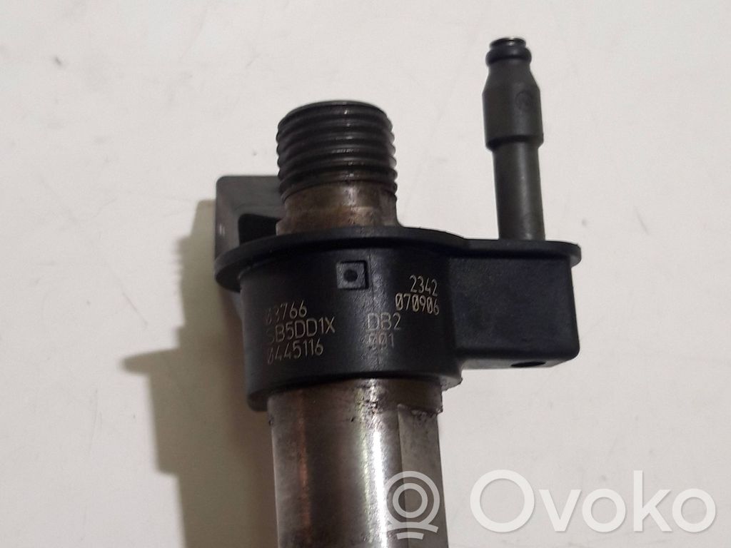 BMW 5 E60 E61 Fuel injector 