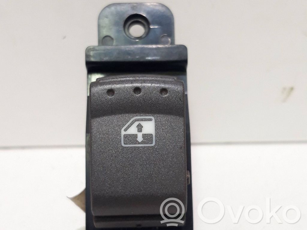 SsangYong Kyron Electric window control switch 