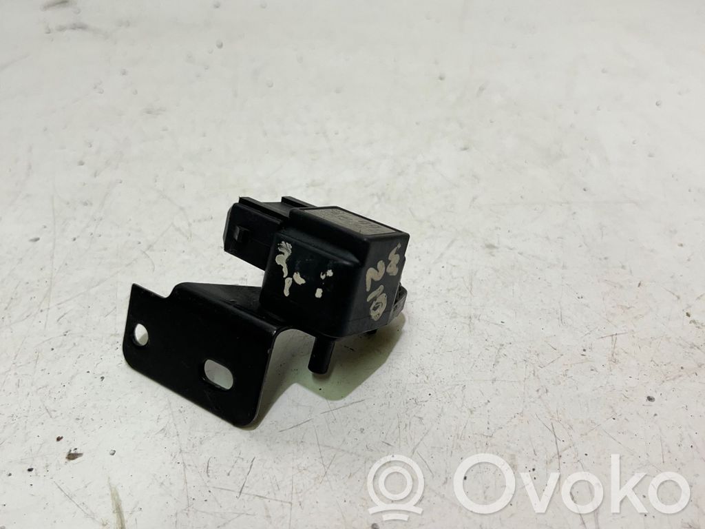 Mercedes-Benz E W210 Sensor de la presión del aire 