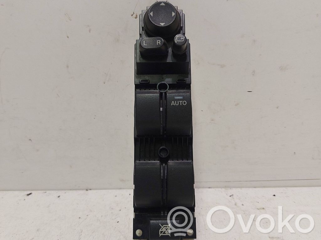 Mazda 3 II Electric window control switch 