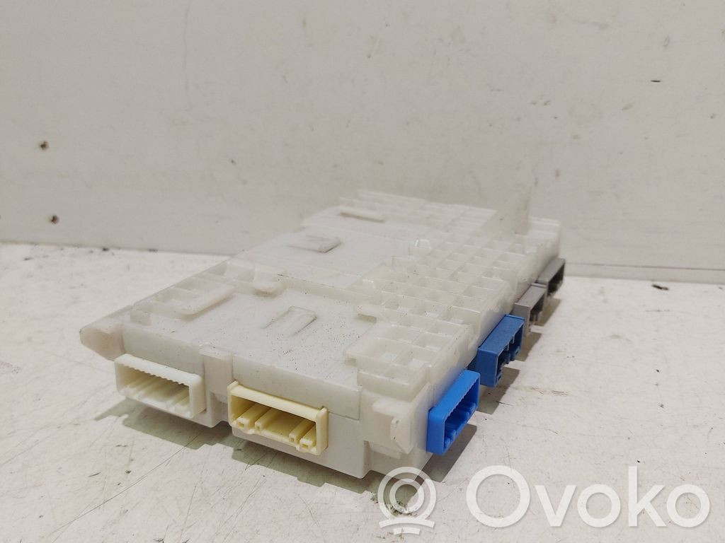 Mazda 3 II Drošinātāju bloks 