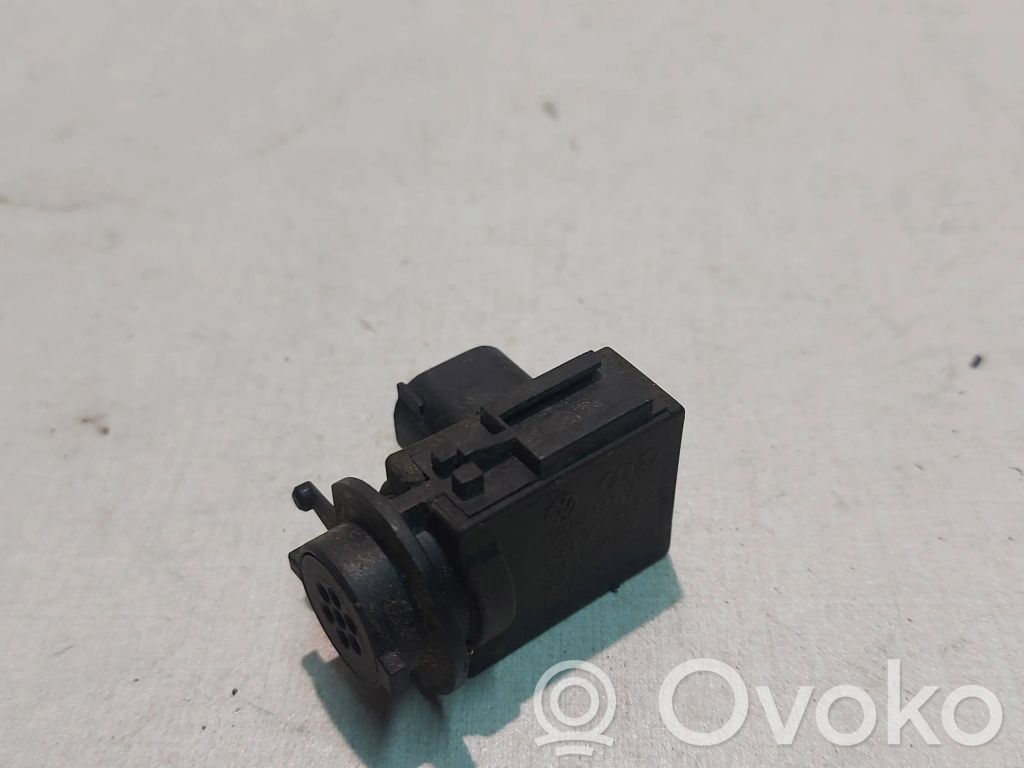 Audi A3 S3 8P Air quality sensor 