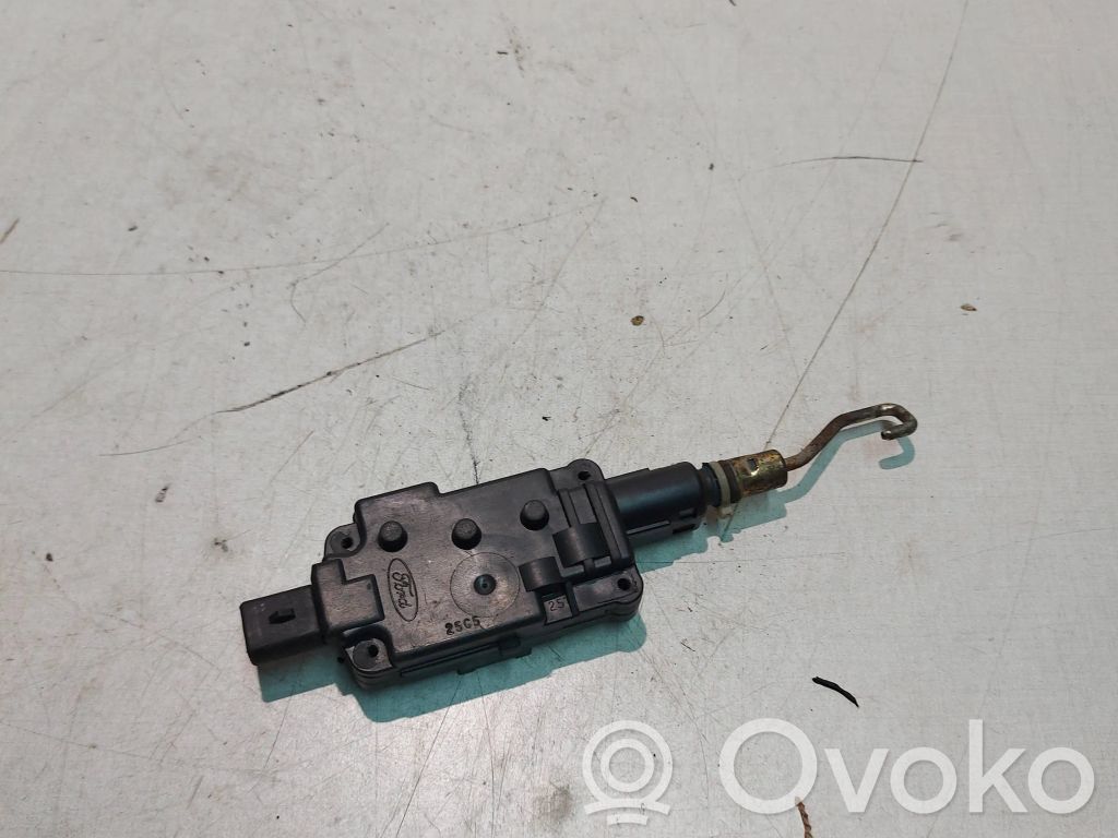 Jaguar S-Type Loading door lock 