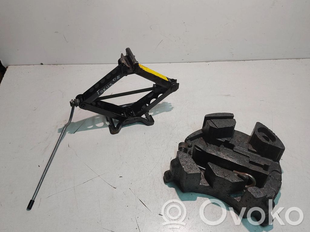 Ford Focus C-MAX Tool set 