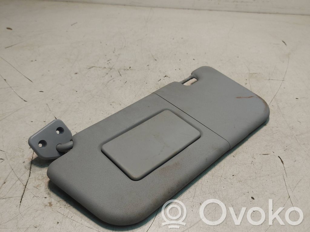 Sun visor