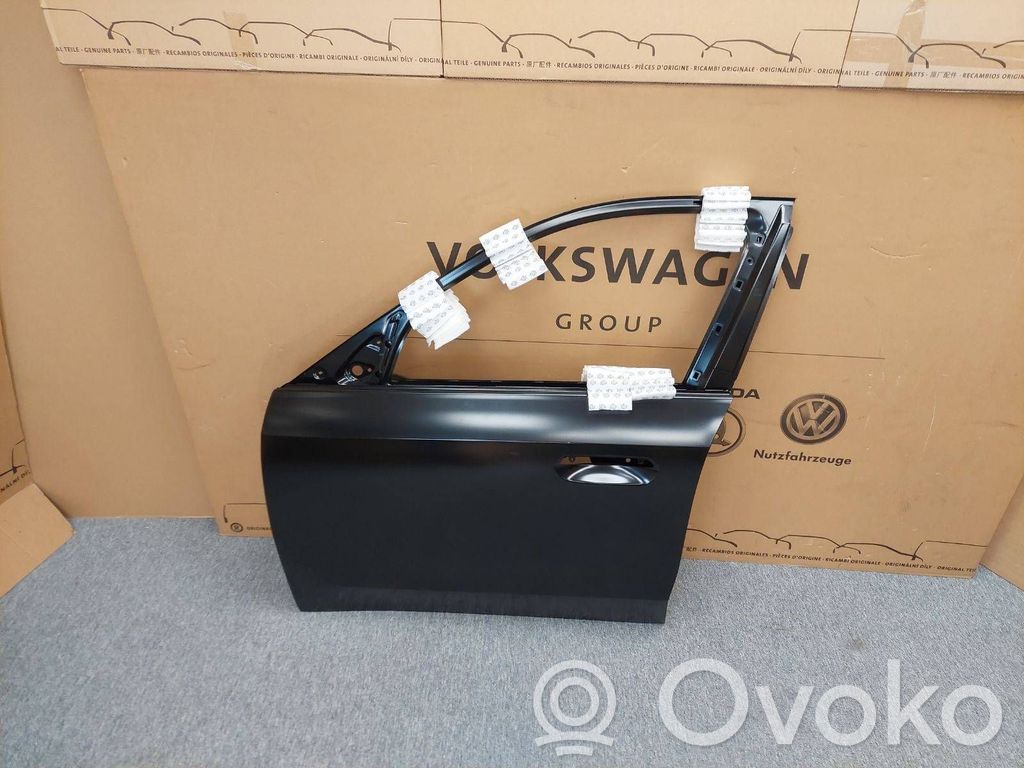 BMW X1 U11 Priekinės durys 